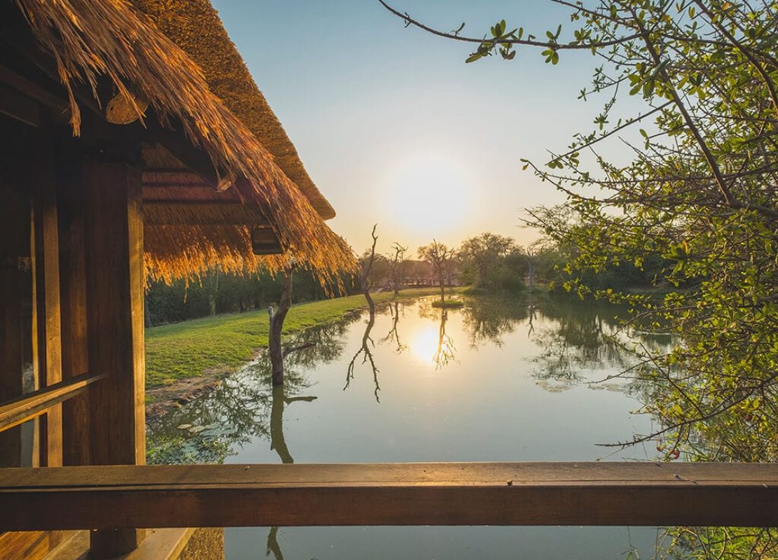 jabulani-main-lodge-dam